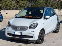 Usata Smart ForFour 71 CV (52 kW) 2015 Bianco Utilitaria