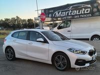 Usata BMW 118 Sport Line 150 CV (110 kW) 2021 Bianco Utilitaria
