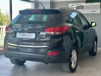 Gebraucht Hyundai ix35 115 PS (84 kW) 2011 Schwarz SUV