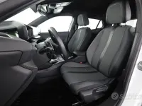 Usata Peugeot 2008 Allure 131 CV (96 kW) 2023 Bianco SUV