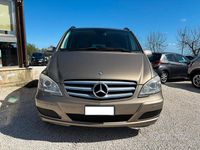 Usata Mercedes Viano 224 CV (164 kW) 2011 Marrone Monovolume