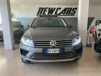 Usata VW Touareg Executive 204 CV (150 kW) 2014 Grigio SUV