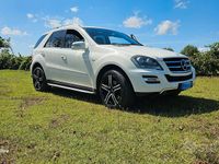 Usado Mercedes ML300 204 CV (150 kW) 2011 Blanco SUV