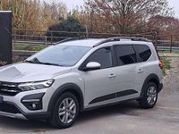 Usata Dacia Jogger Comfort 101 CV (74 kW) 2022 Argento Monovolume