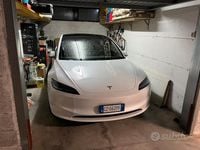 Usata Tesla Model 3 Long Range RWD 366 kW (498 CV) 2025 Bianco Berlina