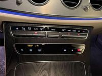 Usata Mercedes E220 Premium Plus 194 CV (142 kW) 2022 Nero Station wagon