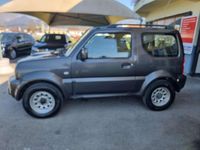 Usata Suzuki Jimny 86 CV (63 kW) 2013 Grigio SUV