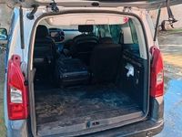 Begagnad Peugeot Partner Tepee 110 HK (80 kW) 2008 Grå Minibuss