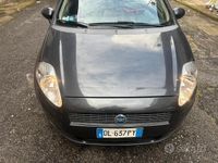 Usata Fiat Grande Punto Dynamic 77 CV (56 kW) 2009 Nero Utilitaria