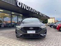 Usado Ford Focus ST-Line 125 CV (91 kW) 2025 Gris Utilitario