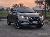 Usata Nissan Qashqai N-Connecta 110 CV (80 kW) 2018 Grigio SUV