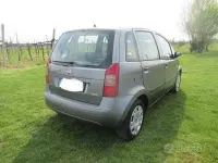 Usata Fiat Idea Dynamic 95 CV (69 kW) 2005 Blu Monovolume