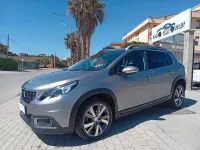 Usata Peugeot 2008 Allure 102 CV (75 kW) 2019 Argento SUV