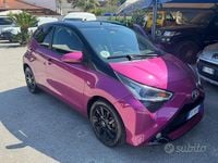 Usata Toyota Aygo Trend 72 CV (52 kW) 2018 Viola Utilitaria