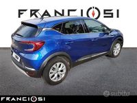 Usata Renault Captur Intens 143 CV (105 kW) 2022 Blu SUV