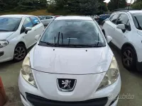 Usata Peugeot 207 73 CV (53 kW) 2011 Bianco Berlina
