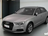 Usata Audi A3 Business 110 CV (80 kW) 2017 N2s argento metallizzato Berlina