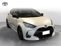 Usata Toyota Yaris Hybrid Style 116 CV (85 kW) 2022 Nero Berlina
