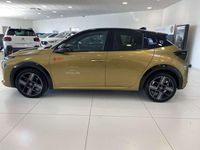 Usata Lancia Ypsilon 101 CV (74 kW) 2024 Vernice oro / tetto nero Utilitaria