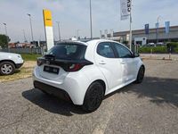 Usata Toyota Yaris Active 72 CV (52 kW) 2022 Bianco Berlina