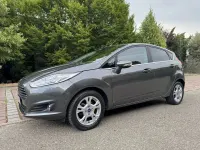 Usata Ford Fiesta 95 CV (69 kW) 2016 Grigio Utilitaria