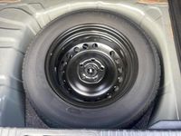 Usata Renault Captur Techno 91 CV (66 kW) 2024 Grigio SUV