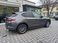 Usata Alfa Romeo Stelvio Executive 210 CV (154 kW) 2018 Grigio scuro SUV