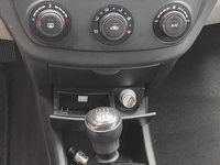 Usata Kia Ceed LX 110 CV (80 kW) 2008 Blu Utilitaria