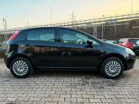 Usata Fiat Grande Punto 77 CV (56 kW) 2010 Nero Utilitaria