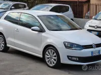 Usata VW Polo Comfortline 75 CV (55 kW) 2012 Bianco Utilitaria
