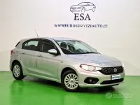 Usata Fiat Tipo Easy 95 CV (69 kW) 2017 Argento Station wagon
