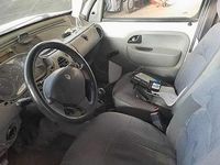Usata Renault Kangoo 105 CV (77 kW) 2001 Bianco Utilitaria