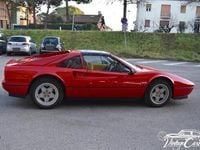 Usata Ferrari 328 270 CV (198 kW) 1986 Rosso Cabrio