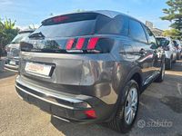 Usata Peugeot 3008 Allure 131 CV (96 kW) 2023 Grigio SUV