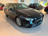 Usata Mercedes A180 116 CV (85 kW) 2021 Nero Berlina