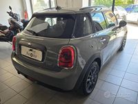 Usata Mini Cooper D 95 CV (69 kW) 2018 Grigio Utilitaria