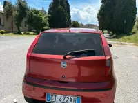 Usata Fiat Punto Dynamic 69 CV (50 kW) 2006 Rosso Utilitaria