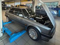 Usata BMW 318 116 CV (85 kW) 1988 Argento Berlina