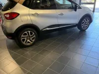 Usata Renault Captur 90 CV (66 kW) 2016 Argento SUV