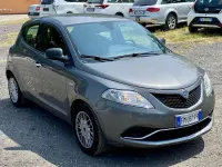 Usata Lancia Ypsilon Gold 69 CV (50 kW) 2017 Utilitaria