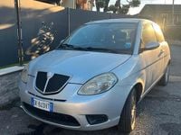 Usata Lancia Ypsilon 69 CV (50 kW) 2007 Grigio Utilitaria
