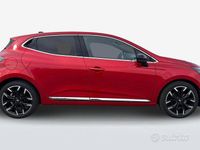 Nuova Renault Clio V Techno 100 CV (73 kW) 2025 Rosso Berlina
