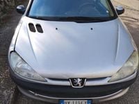 Usata Peugeot 206 75 CV (55 kW) 2001 Berlina