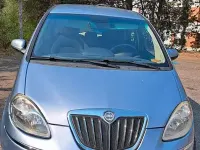 Usata Lancia Musa 95 CV (69 kW) 2011 Bluazzurro Monovolume