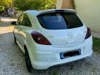 Usata Opel Corsa 90 CV (66 kW) 2009 Bianco Utilitaria