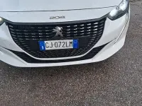 Usata Peugeot 208 102 CV (75 kW) 2022 Bianco Utilitaria