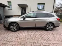 Usata Subaru Outback Premium 175 CV (128 kW) 2018 Argento Station wagon