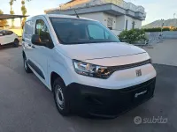 Usata Fiat Doblò 102 CV (75 kW) 2023 Bianco Monovolume
