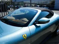Usata Ferrari Roma 620 CV (456 kW) 2024 Azzurro trevi Cabrio