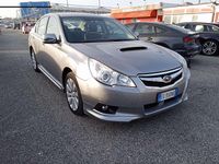 Usata Subaru Legacy Trend 150 CV (110 kW) 2011 Argento Berlina
